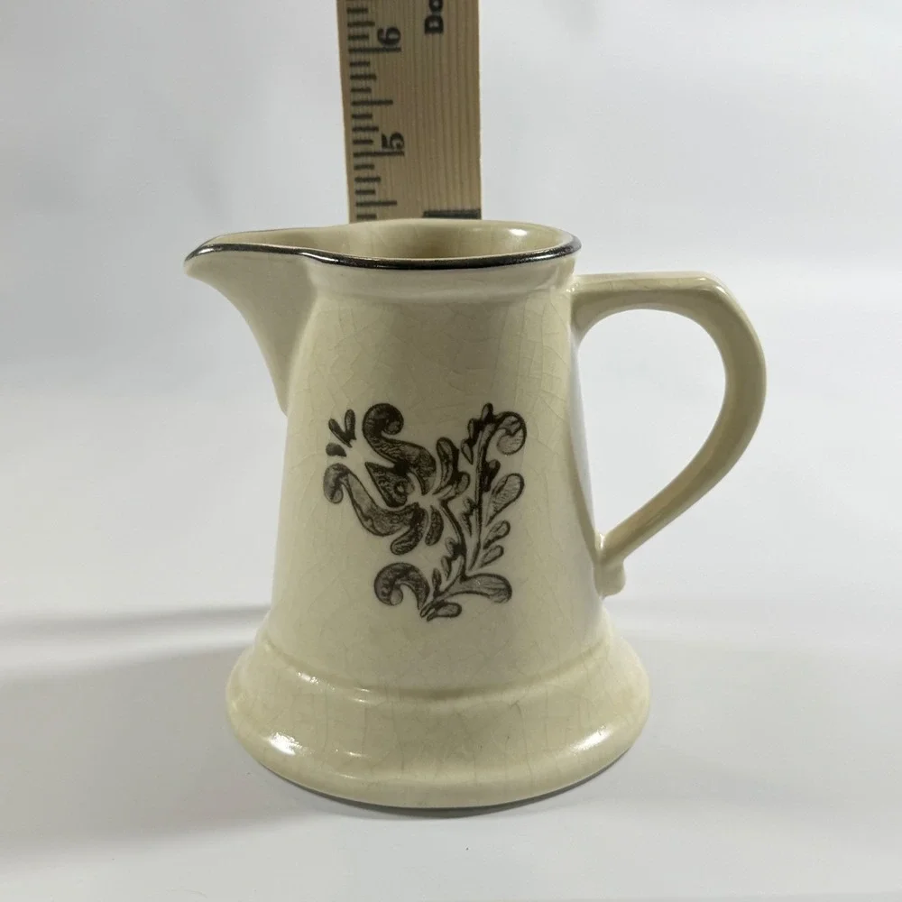 VTG Pfaltzgraff Village‎ Small Creamer Pitcher Tan Brown Floral Farmhouse Decor